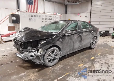 2022 Kia Forte Lxs из США, поврежденный, VIN 3KPF24AD2NE488637